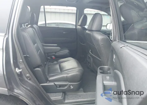 2019 Honda Pilot Touring z USA, uszkodzony, nr VIN 5FNYF6H60KB033713